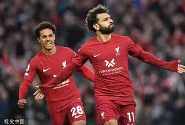 利物浦大胜曼城,力压对手稳居榜首的简单介绍 利物浦大胜曼城,力压对手稳居榜首的简单介绍