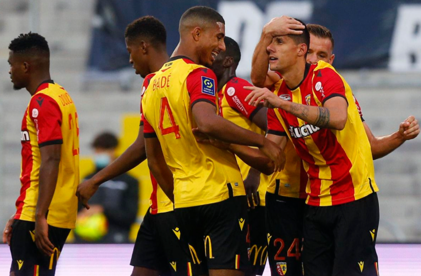 关于南特客场赛后排错名大巴,比赛事后,队员长久未出的信息 关于南特客场赛后排错名大巴,比赛事后,队员长久未出的信息