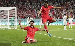 前锋连续得分,助球队险胜取得晋级资格的简单介绍 前锋连续得分,助球队险胜取得晋级资格的简单介绍