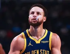 关于金坚耐勇士,库里记三分才封神表现仅叹“惜败”两字!的信息 关于金坚耐勇士,库里记三分才封神表现仅叹“惜败”两字!的信息