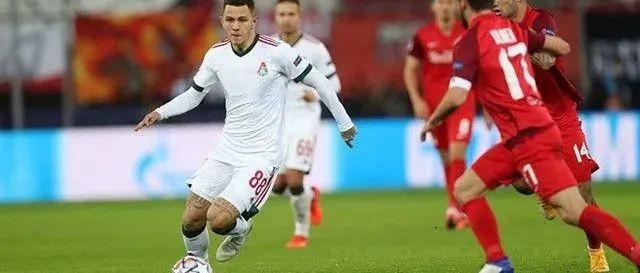 中国官网-巴塞罗那轻取摩纳哥，小组头名无悬念(巴塞罗那莫里巴)