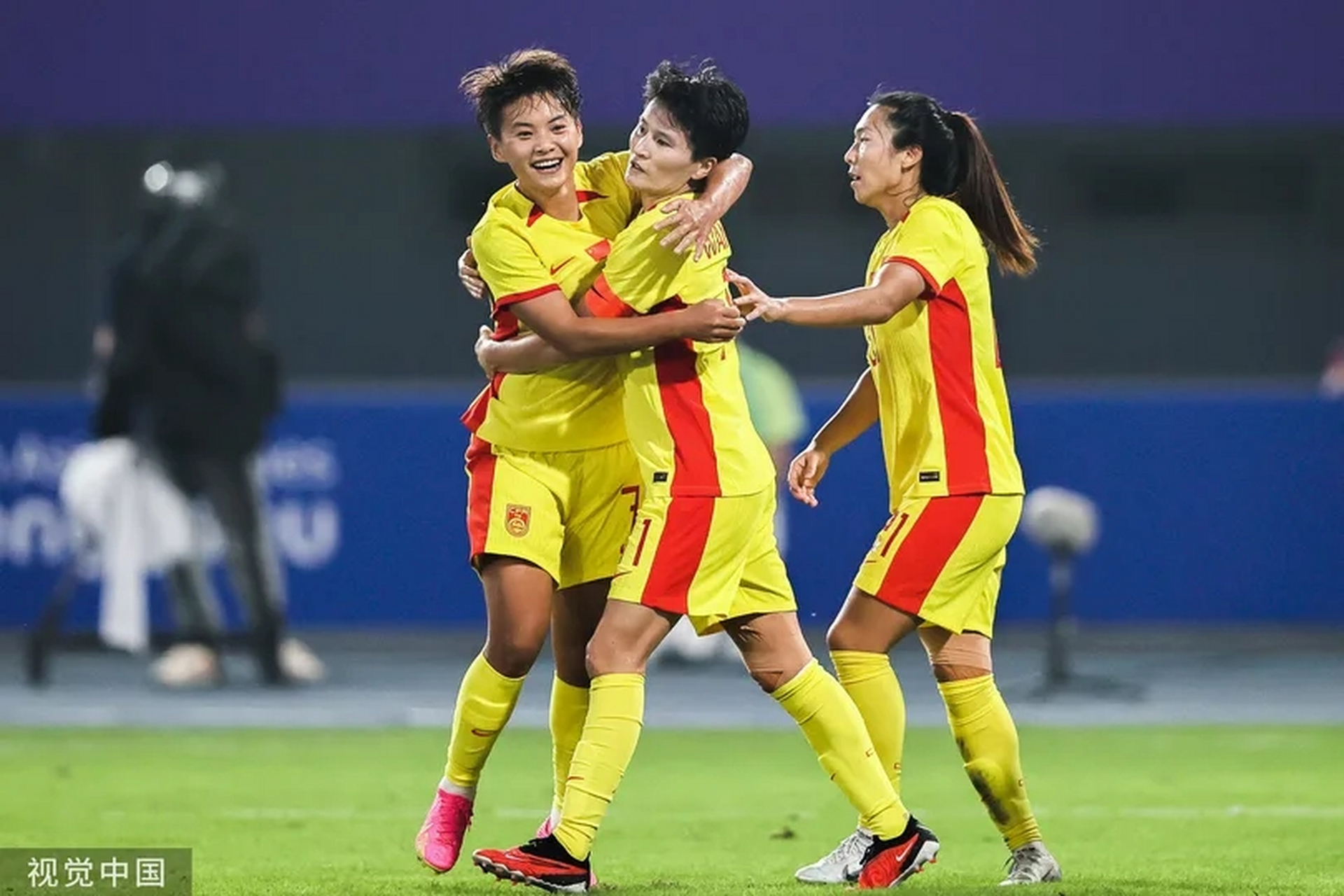 中国官网-内蒙古女足队员合作默契，连续击败对手(内蒙古女足解散了)